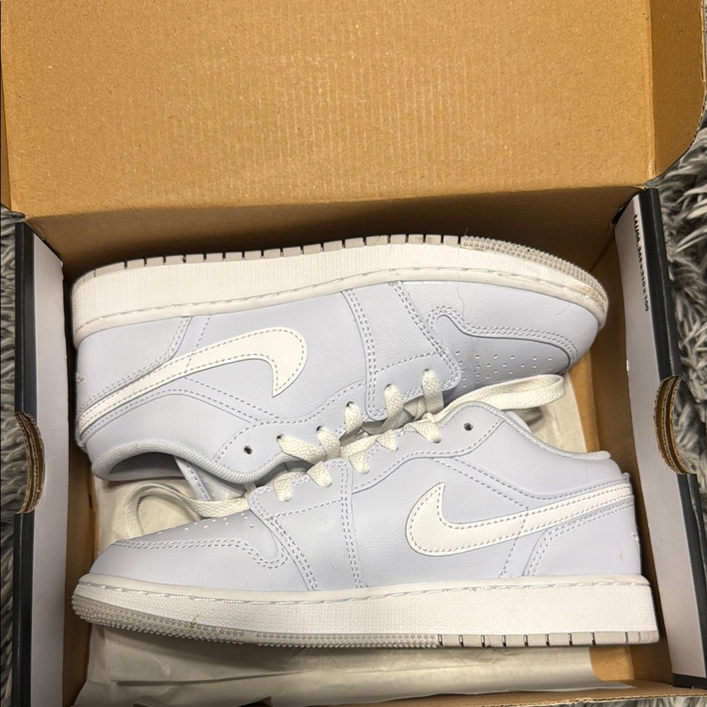Air Jordan’s 1 low